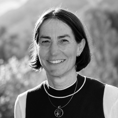 Dr Bridget Leonard
